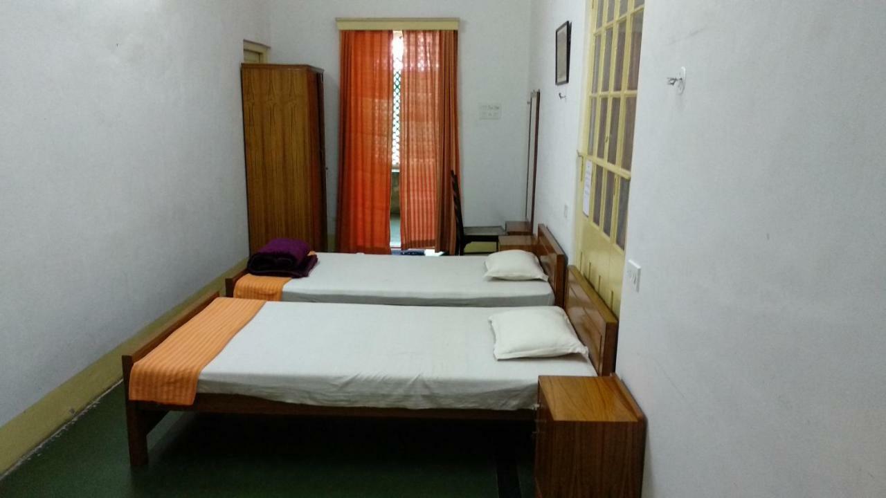 Ywca Gallway Guest House كولكاتا المظهر الخارجي الصورة