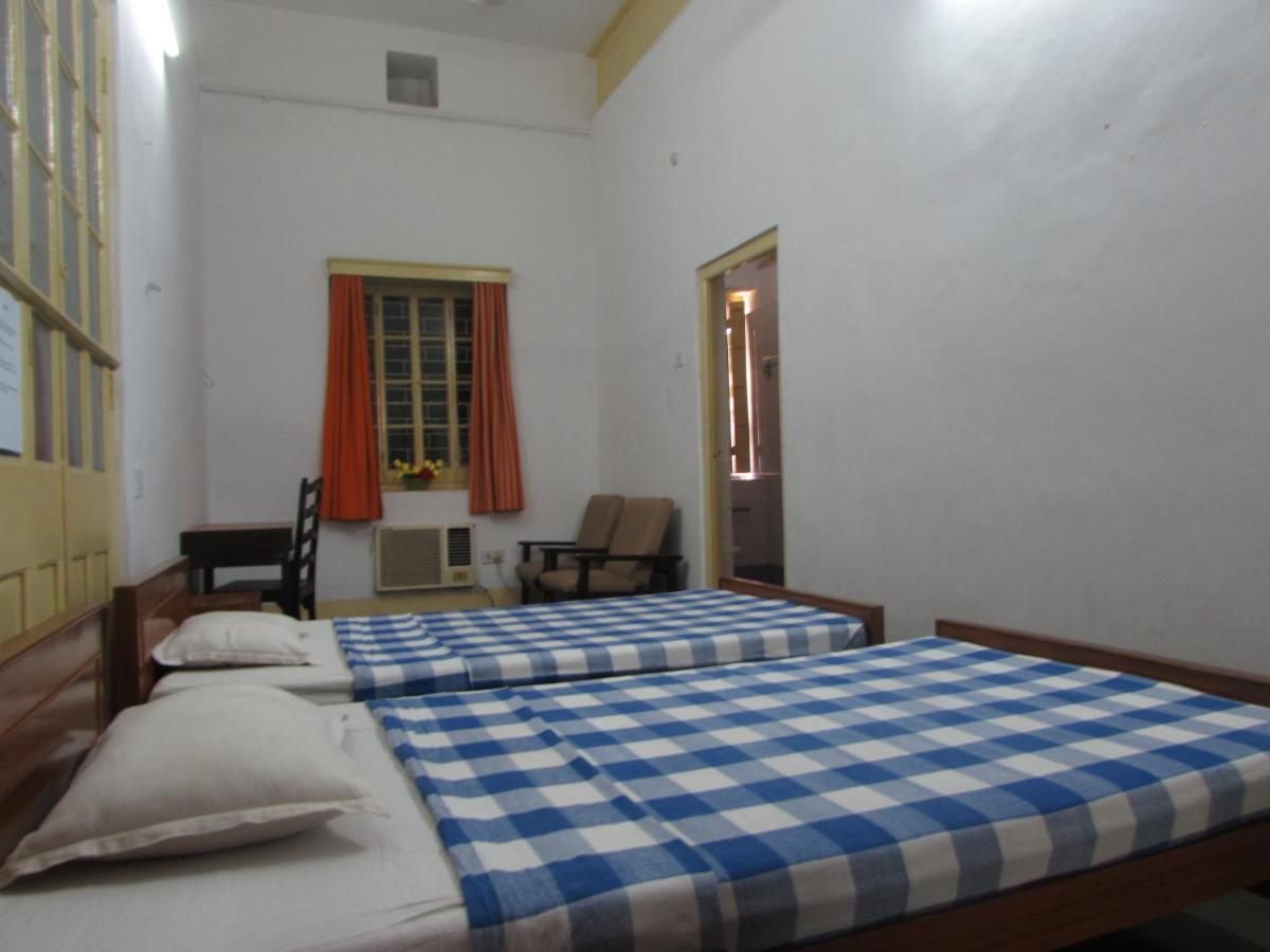 Ywca Gallway Guest House كولكاتا المظهر الخارجي الصورة