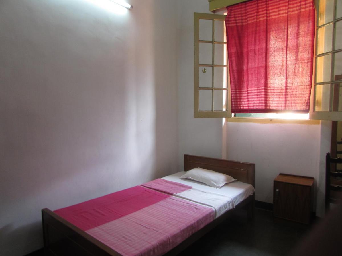 Ywca Gallway Guest House كولكاتا المظهر الخارجي الصورة
